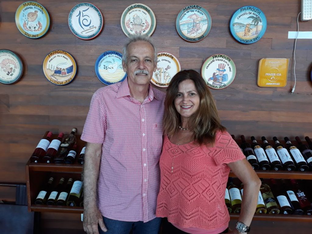 0417 - Novo Mantenedor Papaguth restaurante